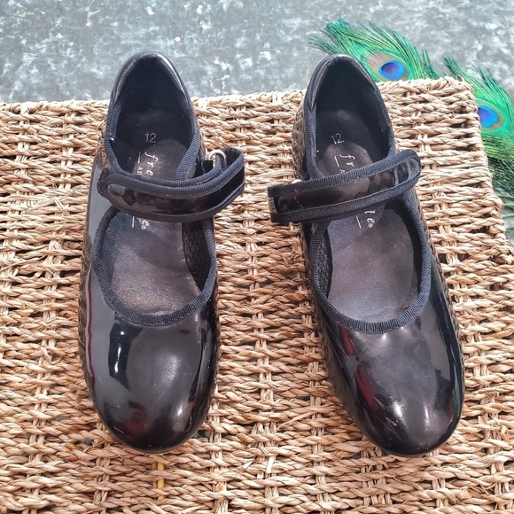 Danskin Freestyle Black Tap Shoes - Picture 1 of 6